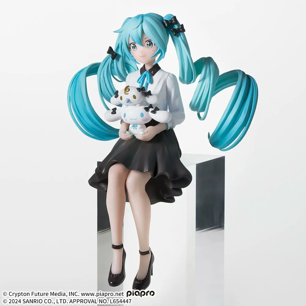 SEGA Chokonose Premium Figure Hatsune Miku Cinnamoroll Osumashi Ver.