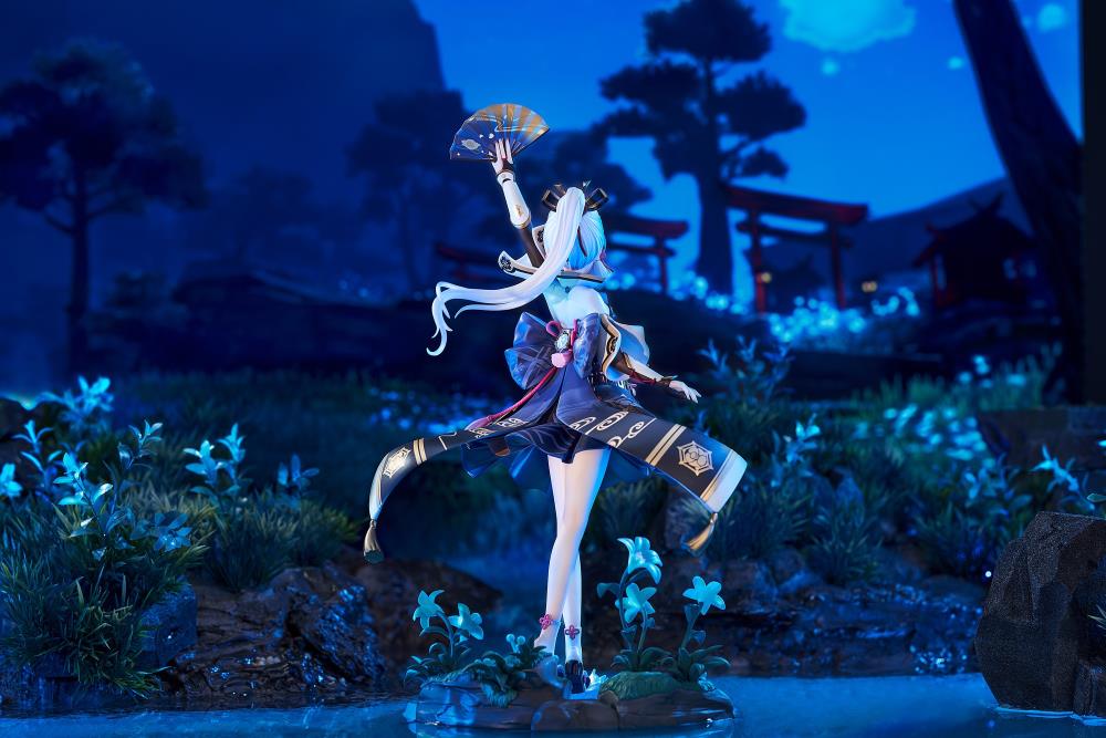 Genshin Impact Ayaka Kamisato (Frostflake Heron) 1/7 Scale Figure